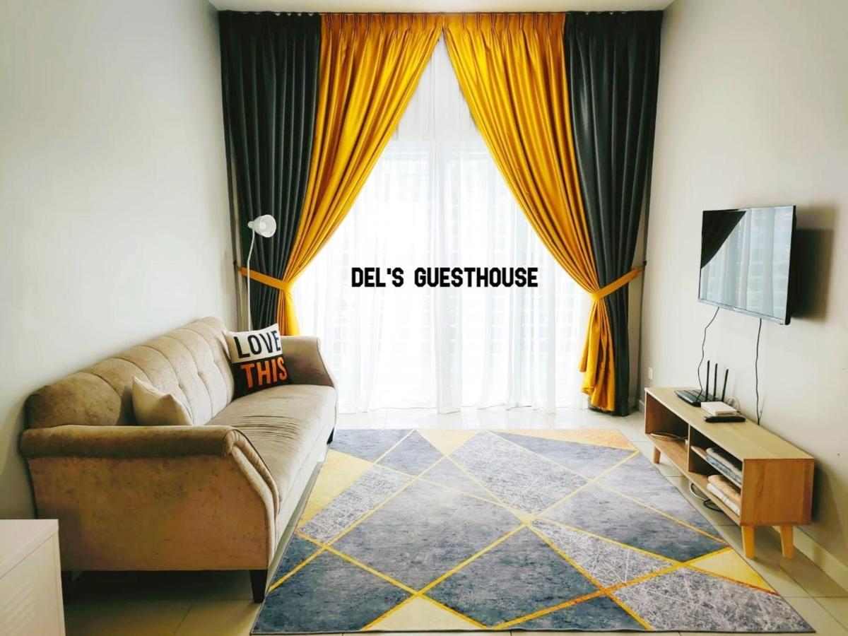 Del'S Guesthouse @ Southville Same Level With Pool Fits 8 Bangi Exteriér fotografie